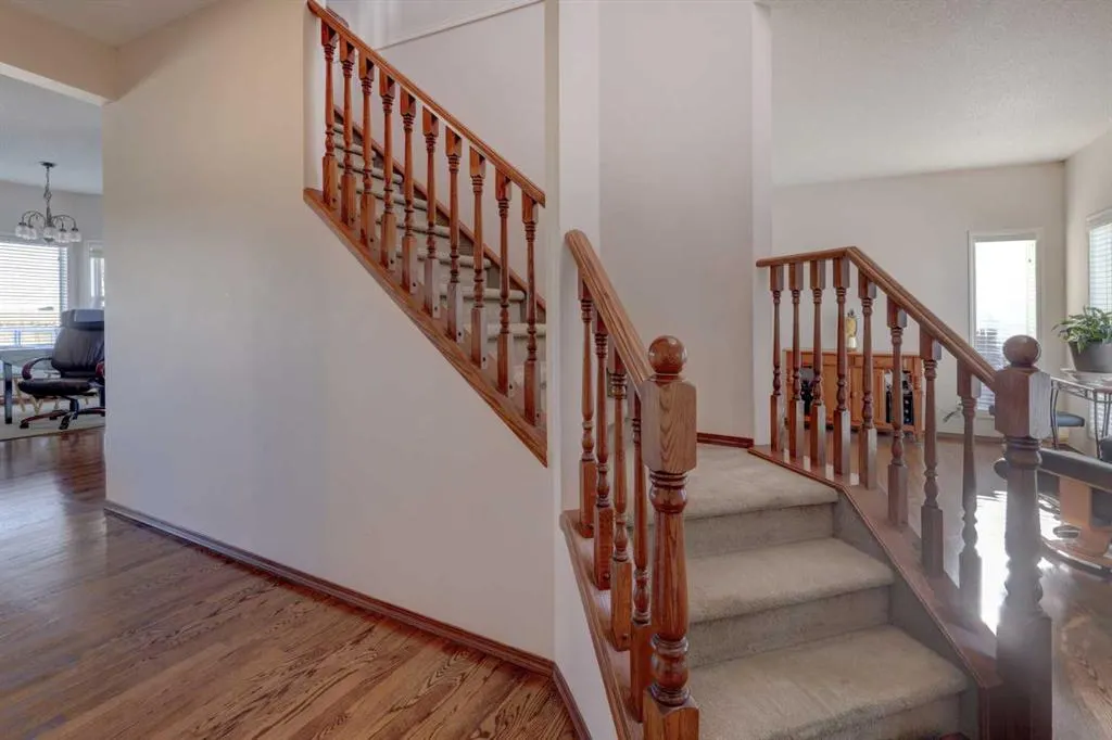 20 Coral Reef Bay NE