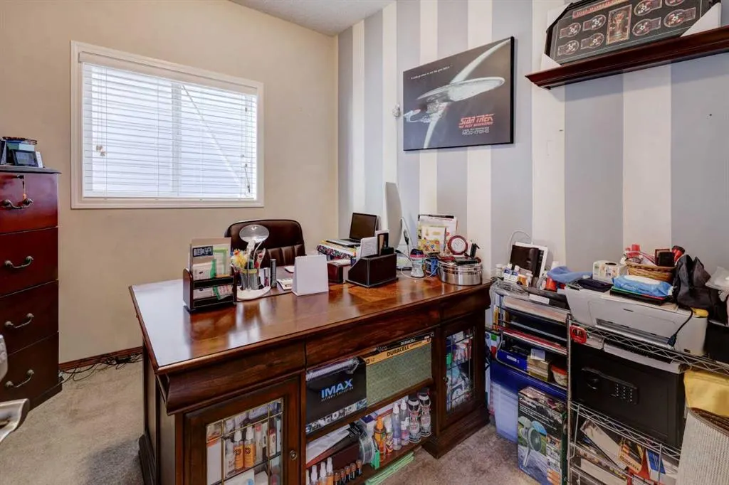 20 Coral Reef Bay NE