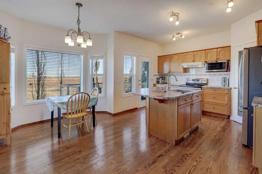 20 Coral Reef Bay NE