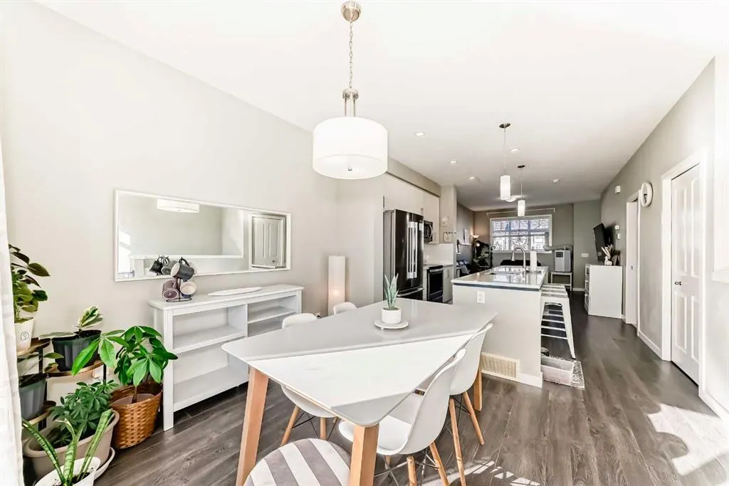 84 Copperstone Villas SE
