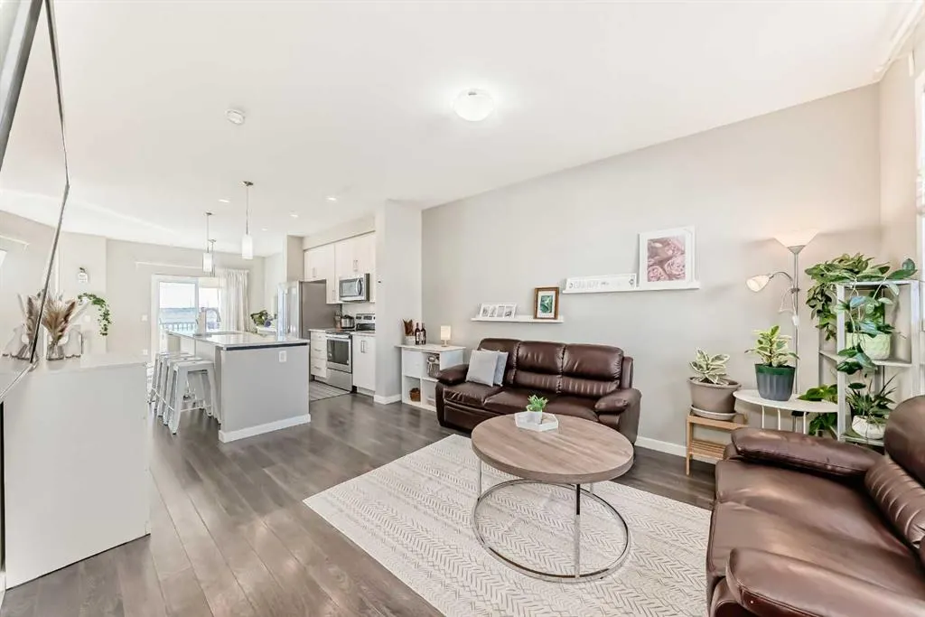 84 Copperstone Villas SE