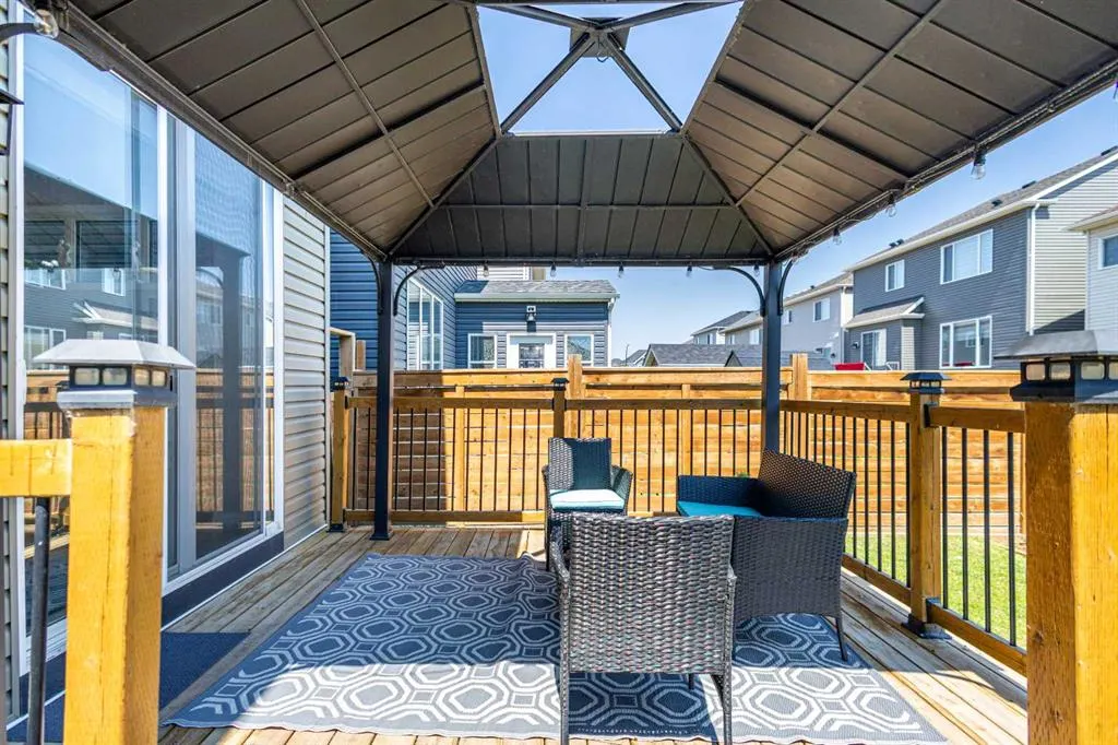 62 Carrington Rise NW