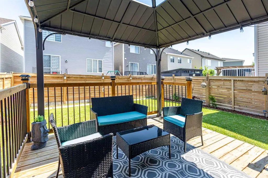 62 Carrington Rise NW