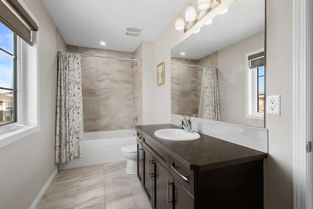 62 Carrington Rise NW