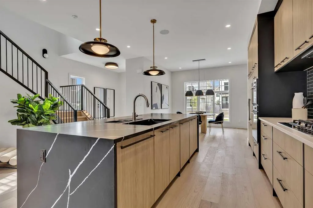 330 Normandy Drive SW