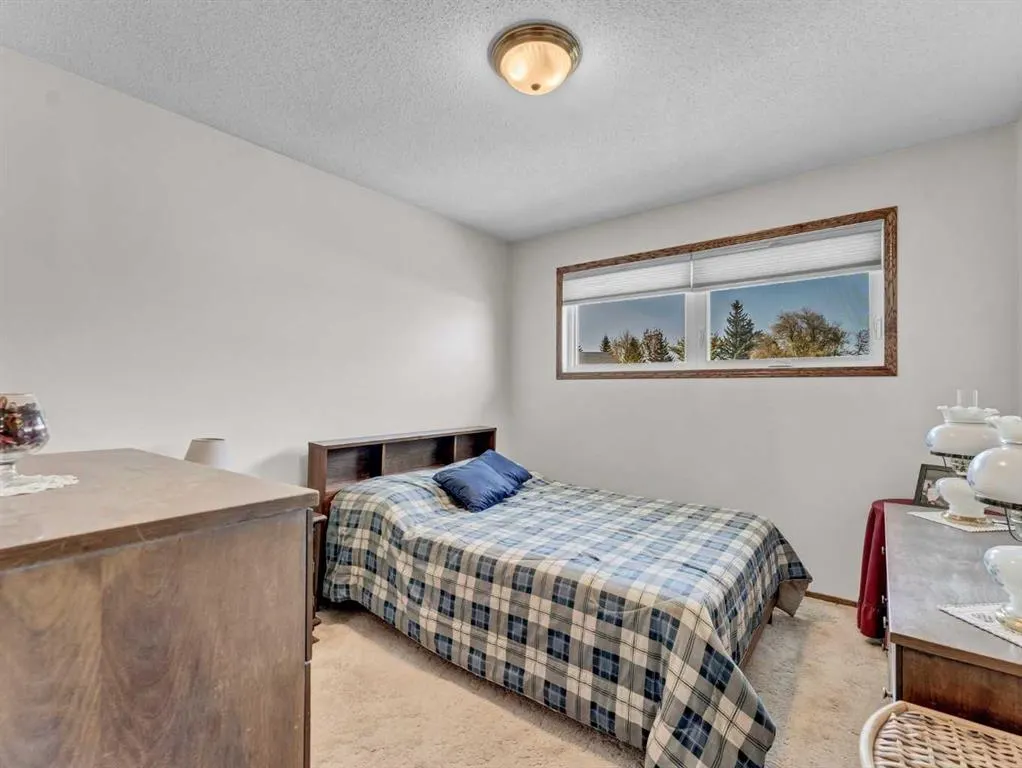 20 Eastbrook Way E