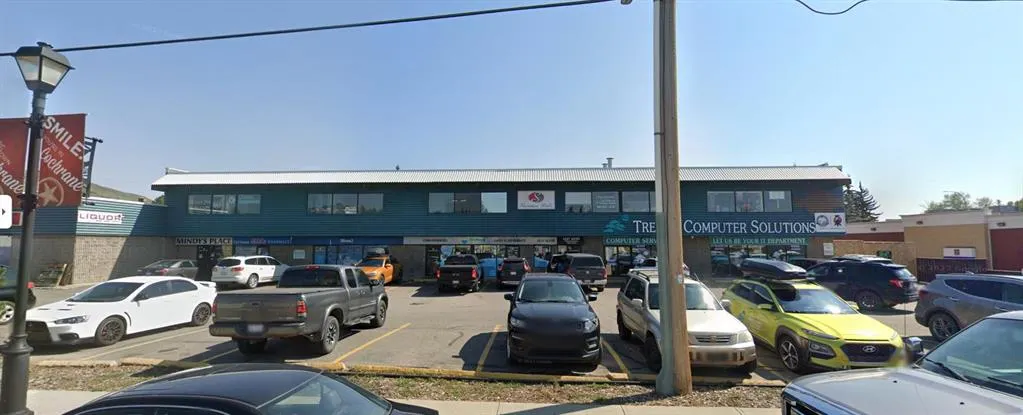 118 First Avenue W, #210