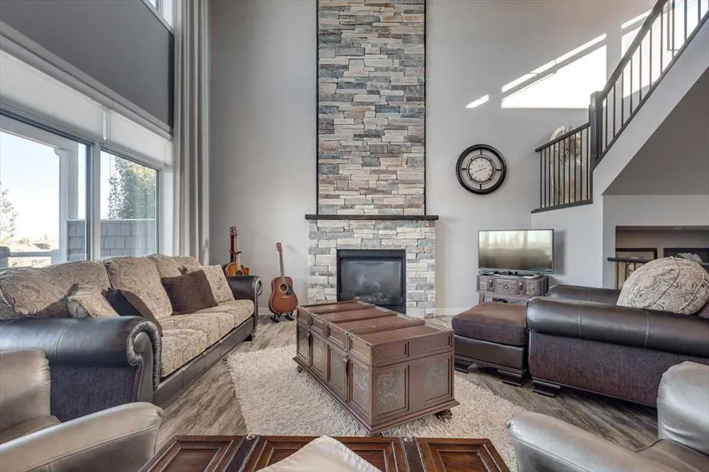 5 Leonard Close