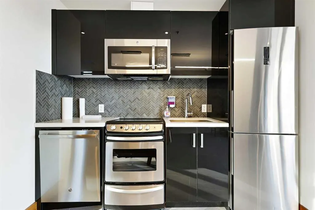 1010 6 Street SW, #606