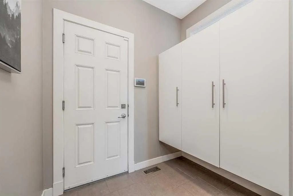 169 Aspen Hills Way SW