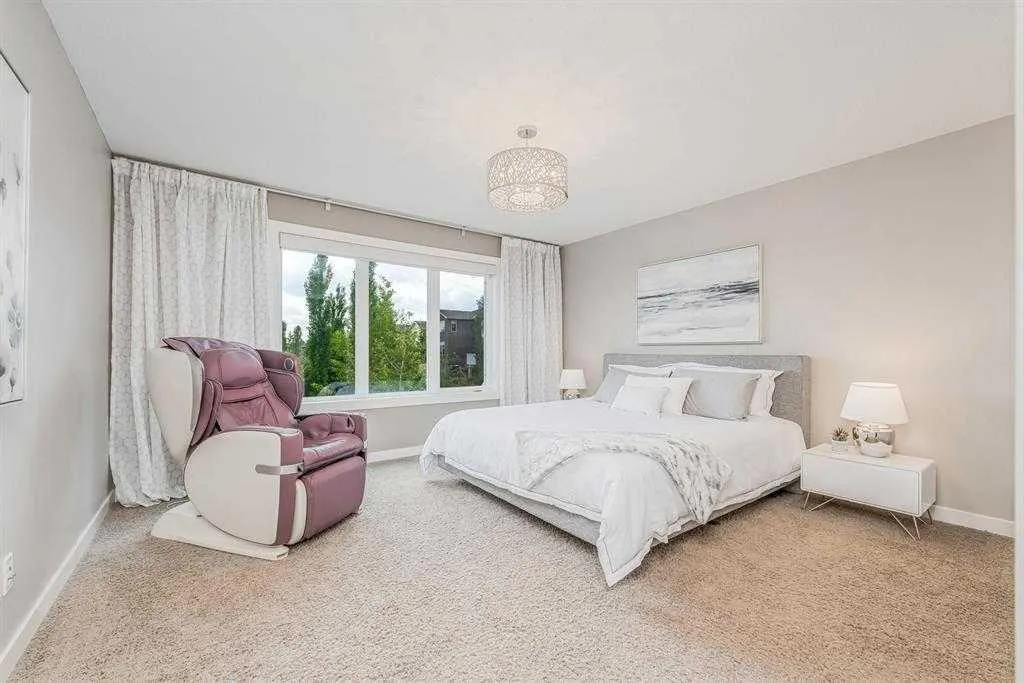 169 Aspen Hills Way SW