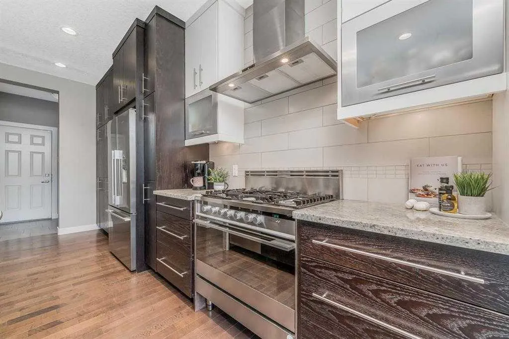 169 Aspen Hills Way SW