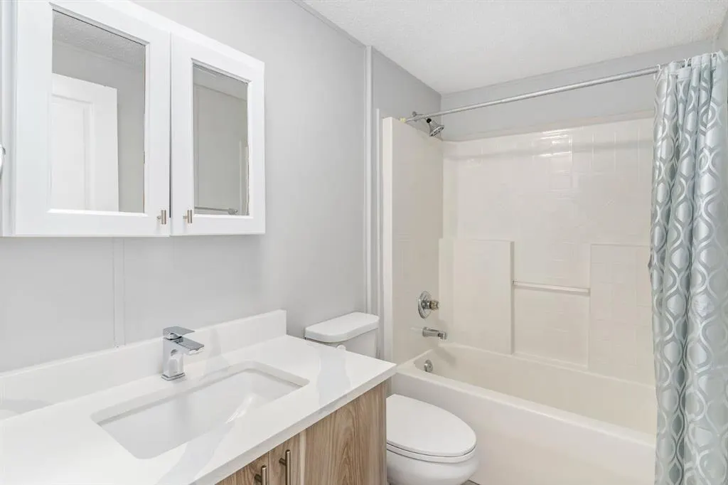 1101 84 Street NE, #802