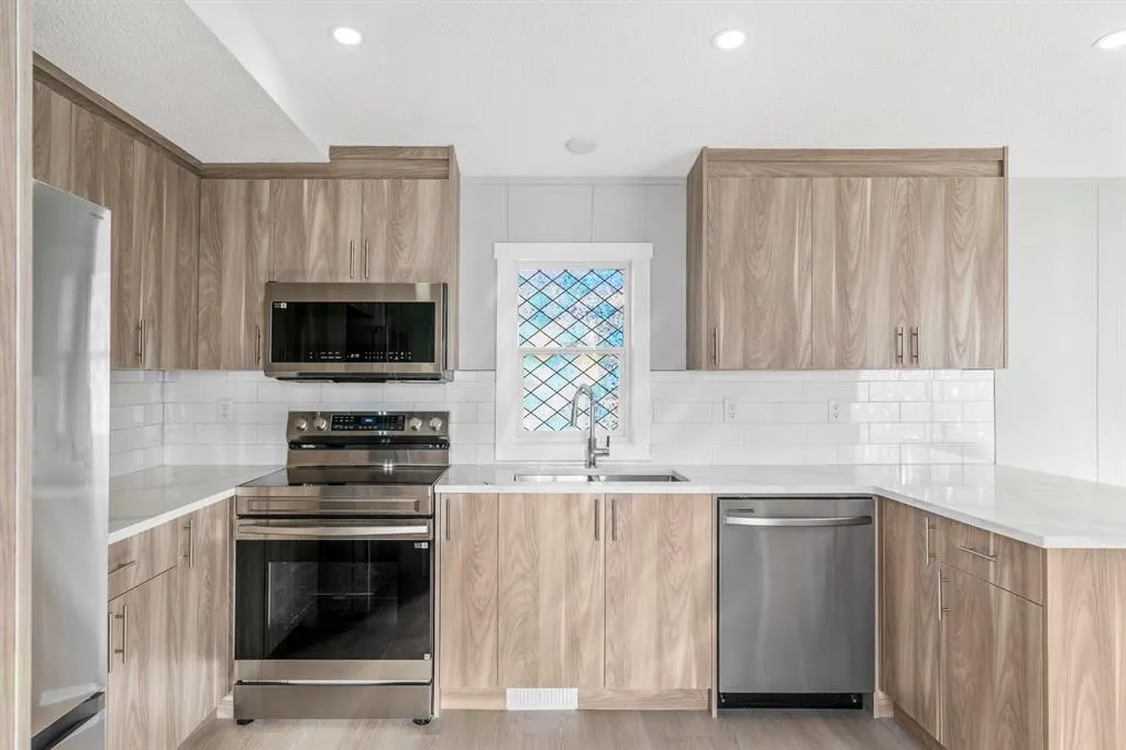 1101 84 Street NE, #802