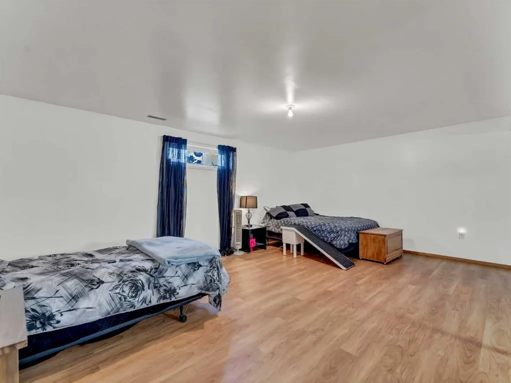 27 Turner Drive SE