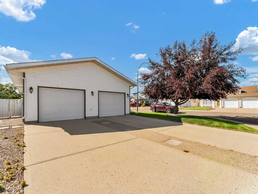 27 Turner Drive SE
