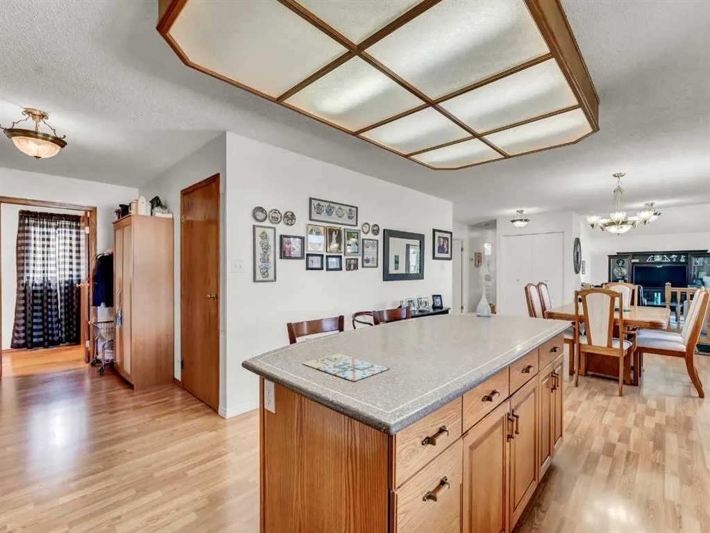 27 Turner Drive SE