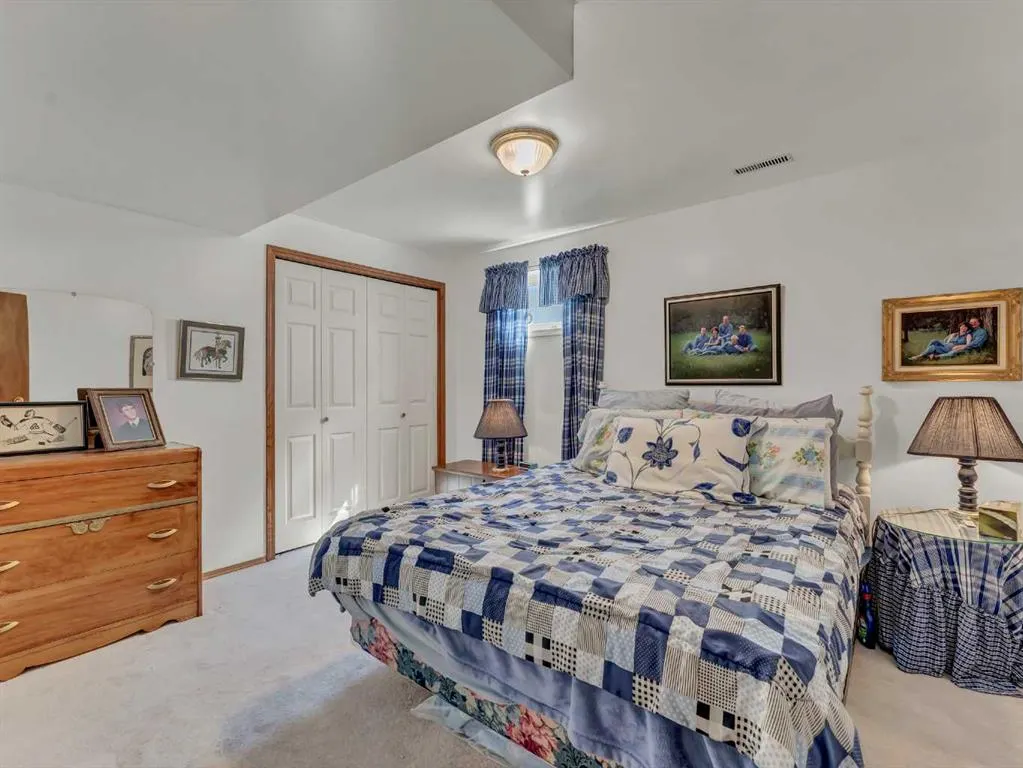 27 Turner Drive SE