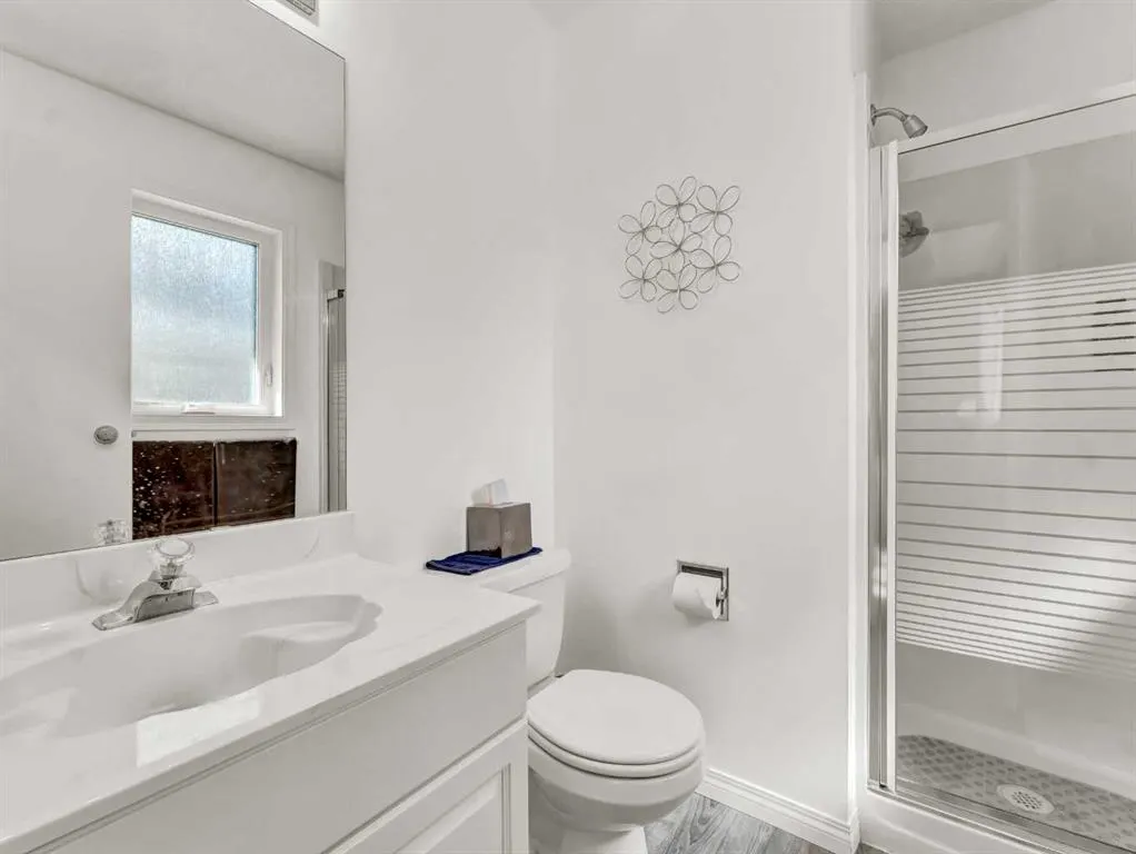 27 Turner Drive SE