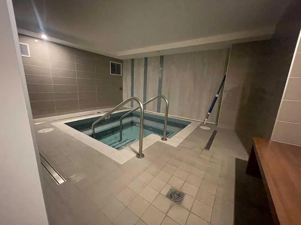 108 Waterfront Court SW, #703