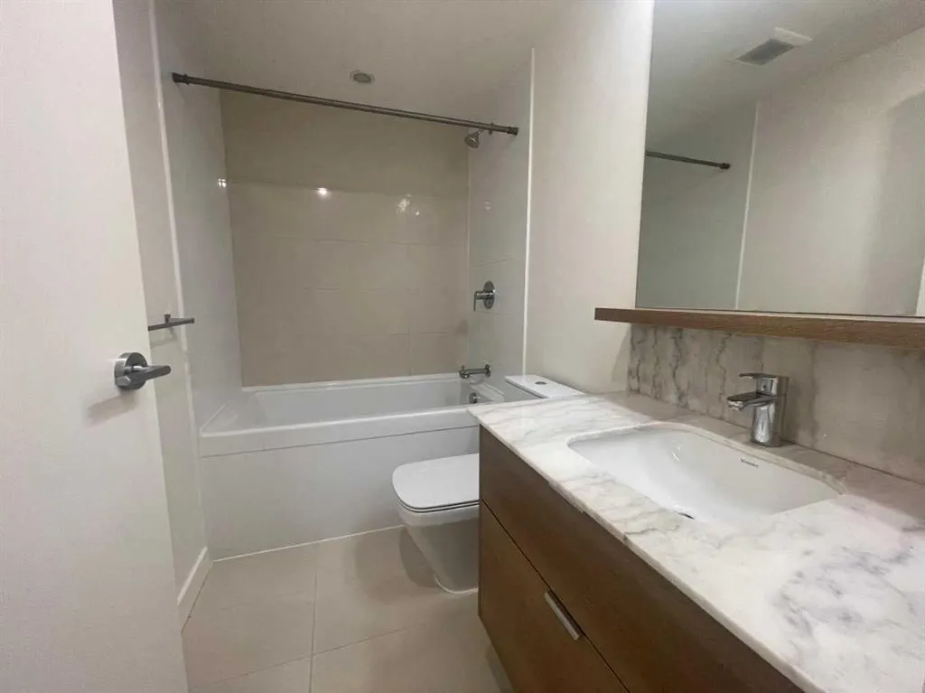 108 Waterfront Court SW, #703