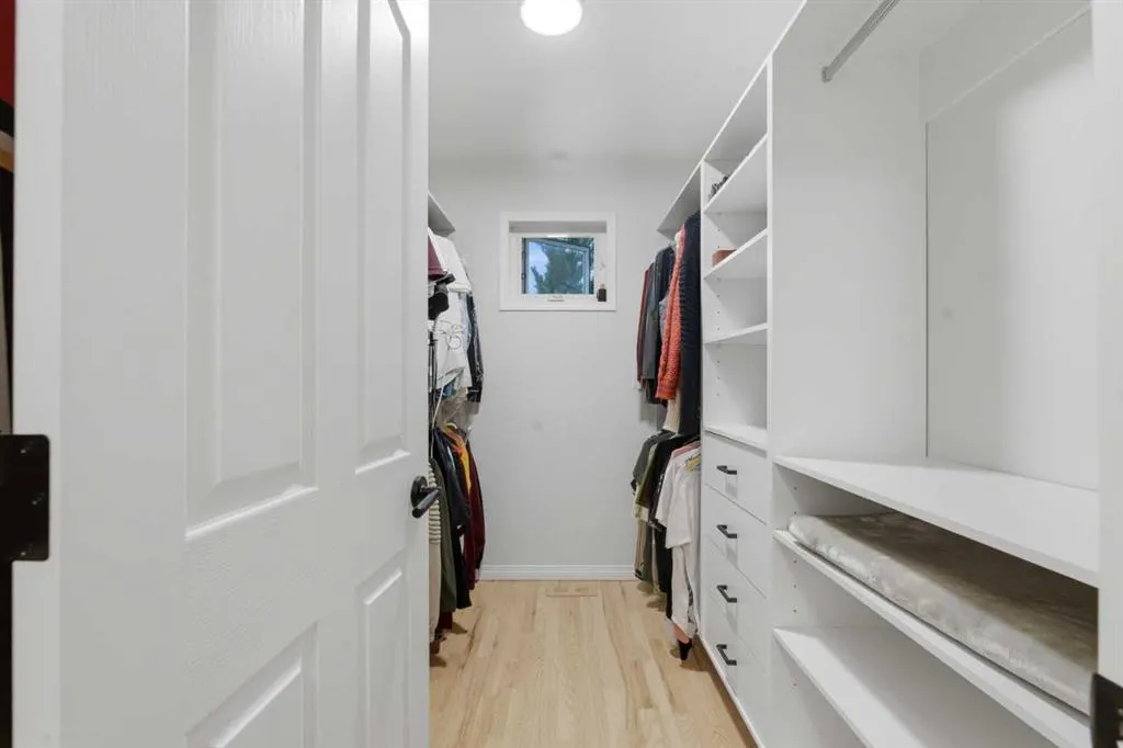 146 Springbluff Heights SW