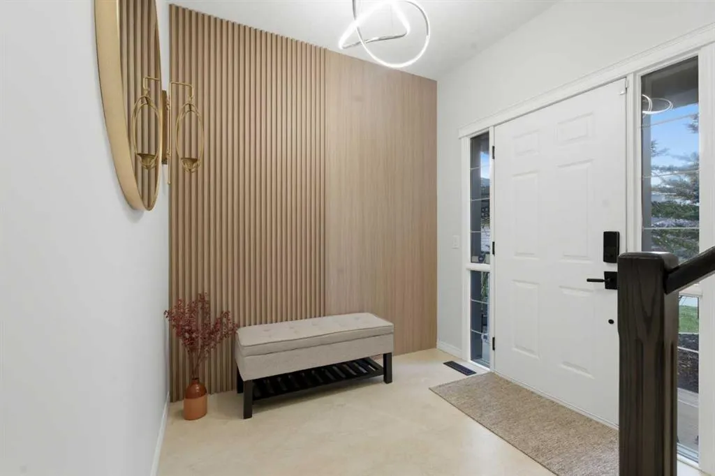 146 Springbluff Heights SW