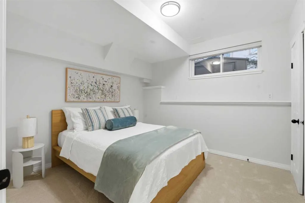 146 Springbluff Heights SW