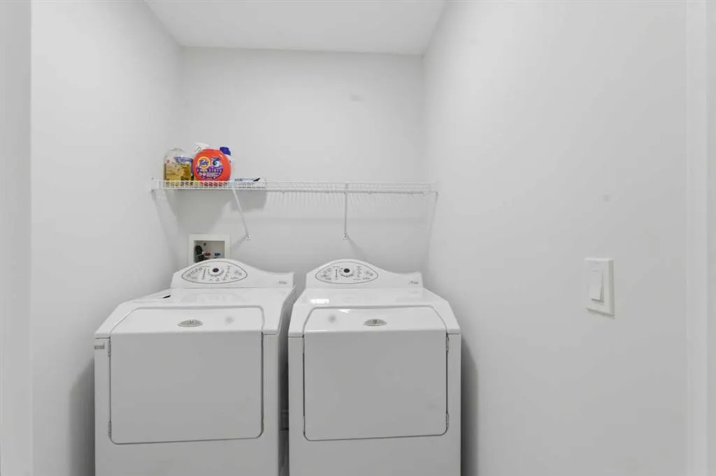 146 Springbluff Heights SW