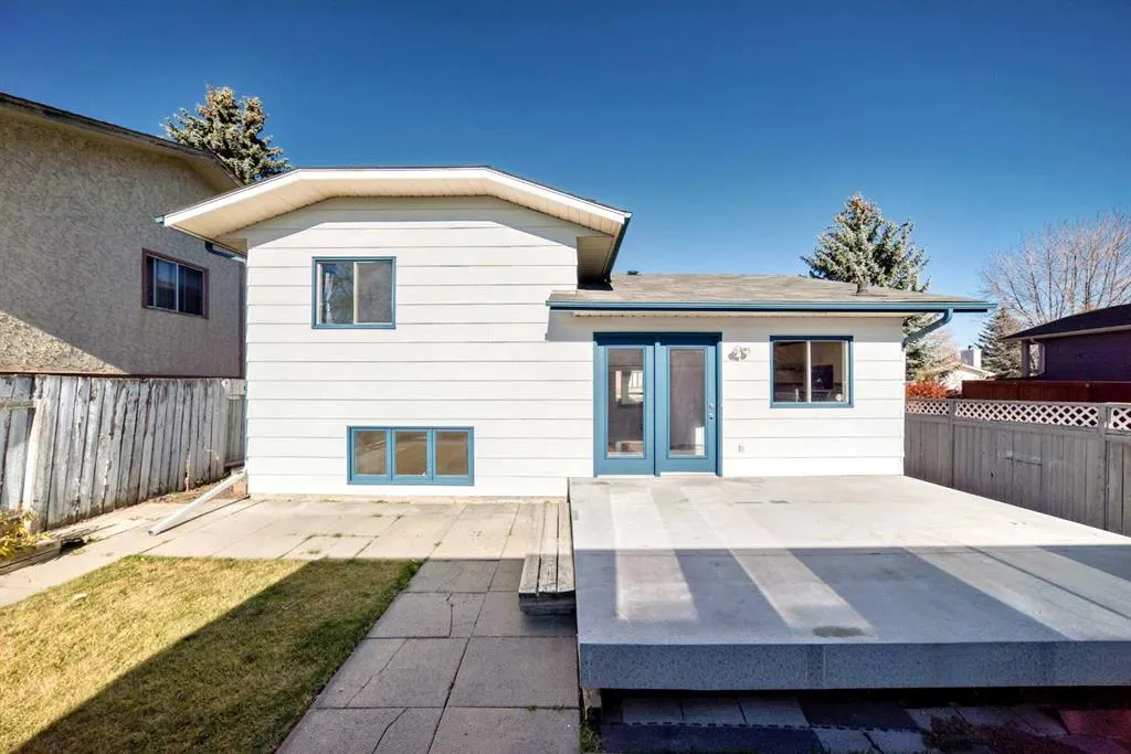172 Sunvale Crescent SE