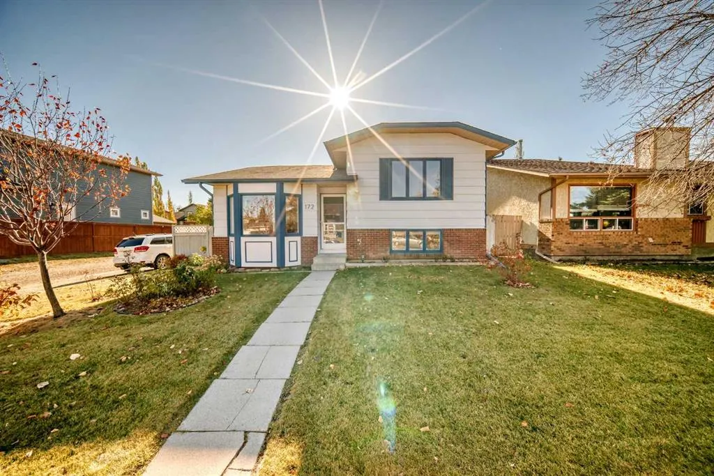 172 Sunvale Crescent SE