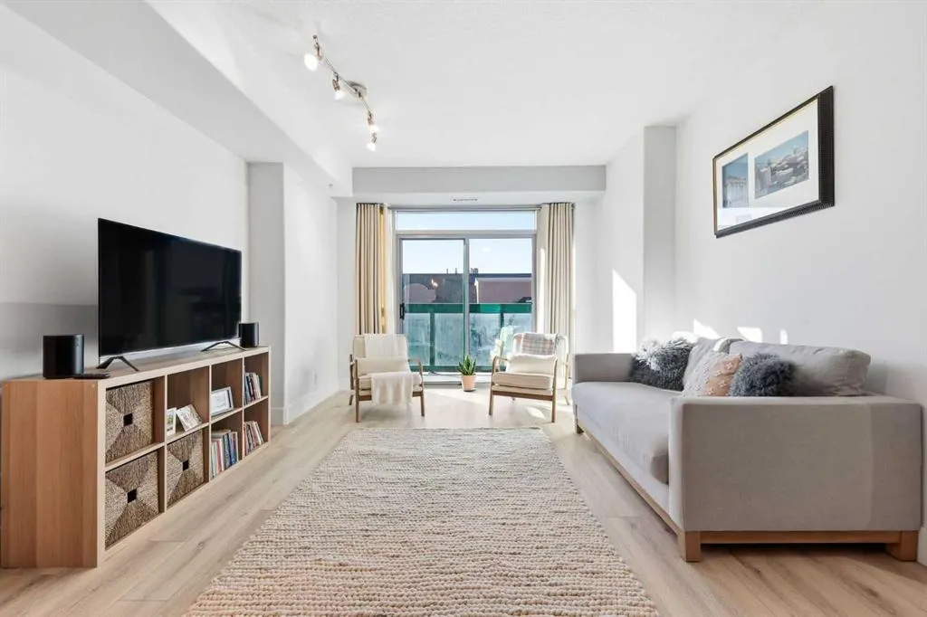 836 15 Avenue SW, #602