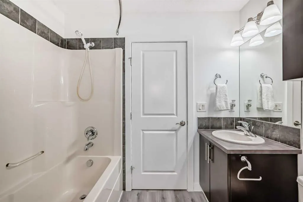 2727 28 Avenue SE, #226