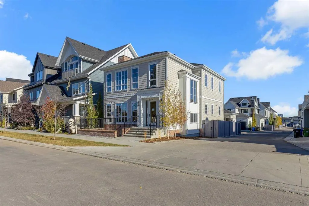 210 Alexandria Green SW