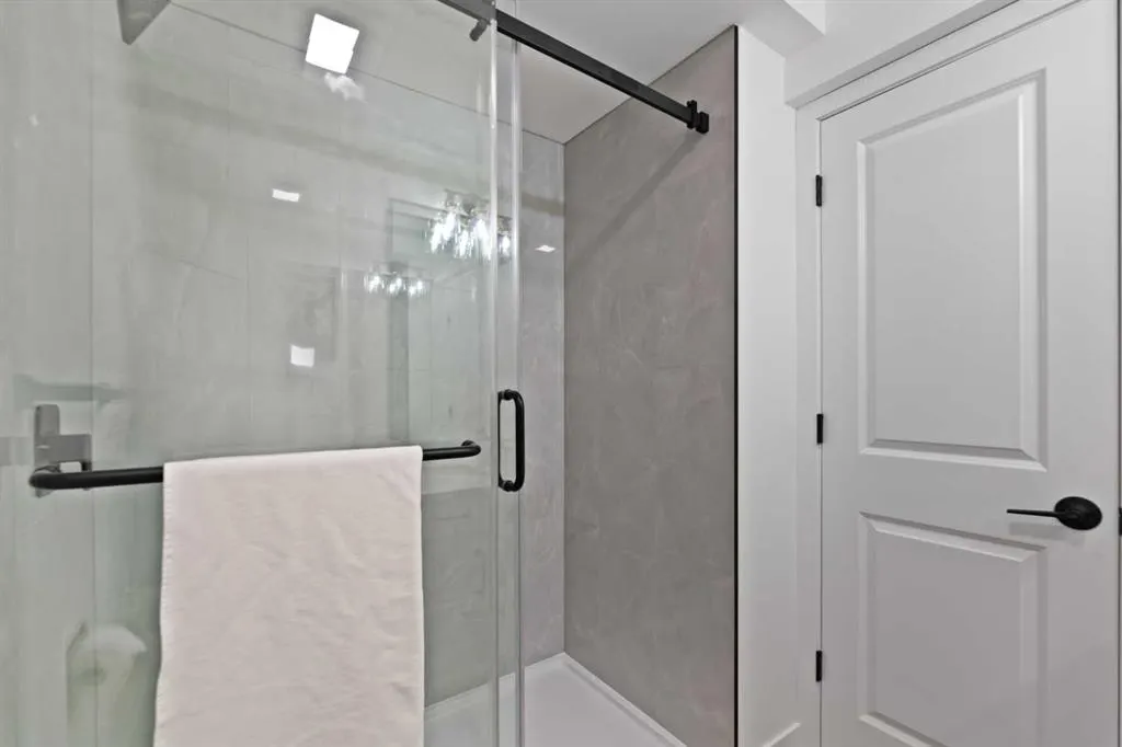 26 Glamis Gardens SW
