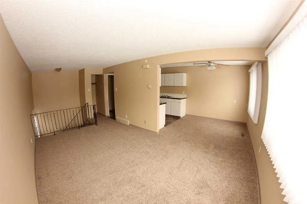 1713 St Edward's Boulevard N, #4
