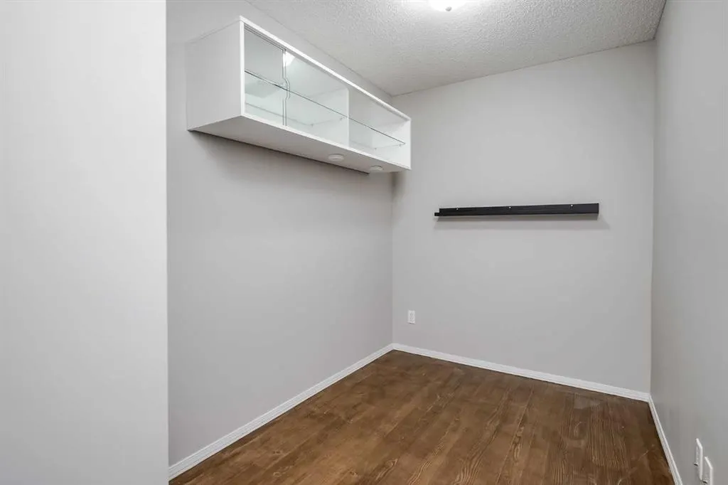 60 Panatella Street NW, #4420