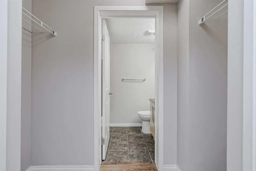 60 Panatella Street NW, #4420