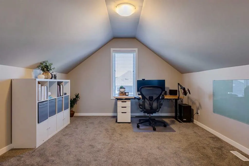 106 Magnolia Terrace SE