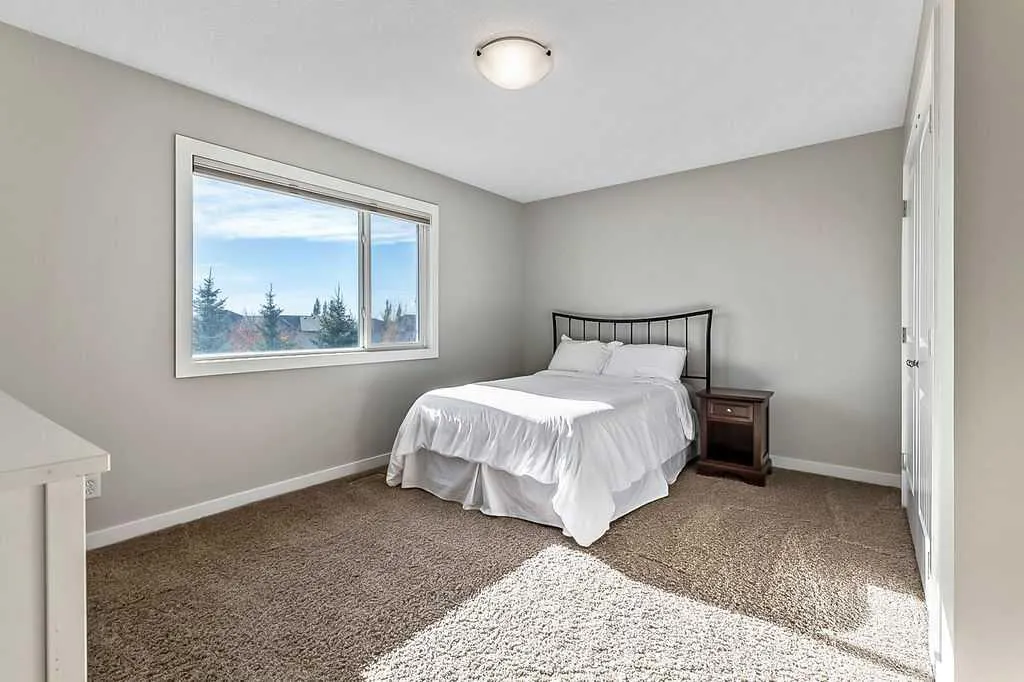 14 Crystal Green Grove