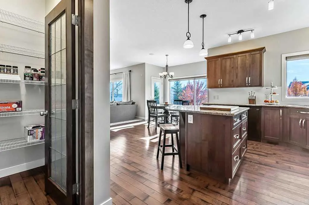 14 Crystal Green Grove