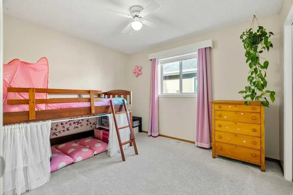 151 Mt Gibraltar Heights SE