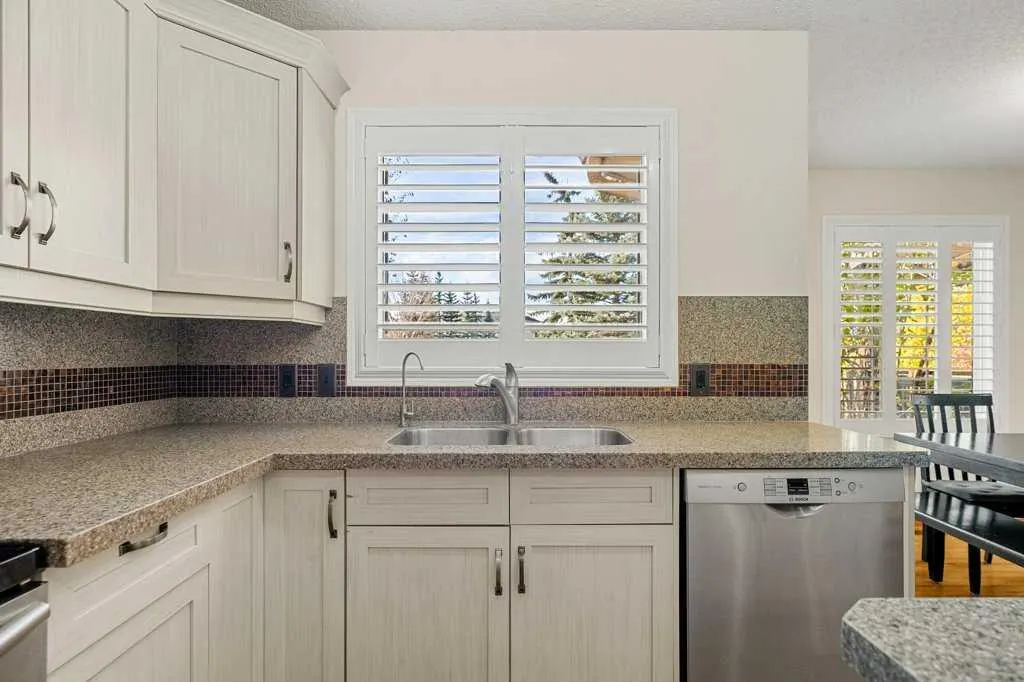 151 Mt Gibraltar Heights SE