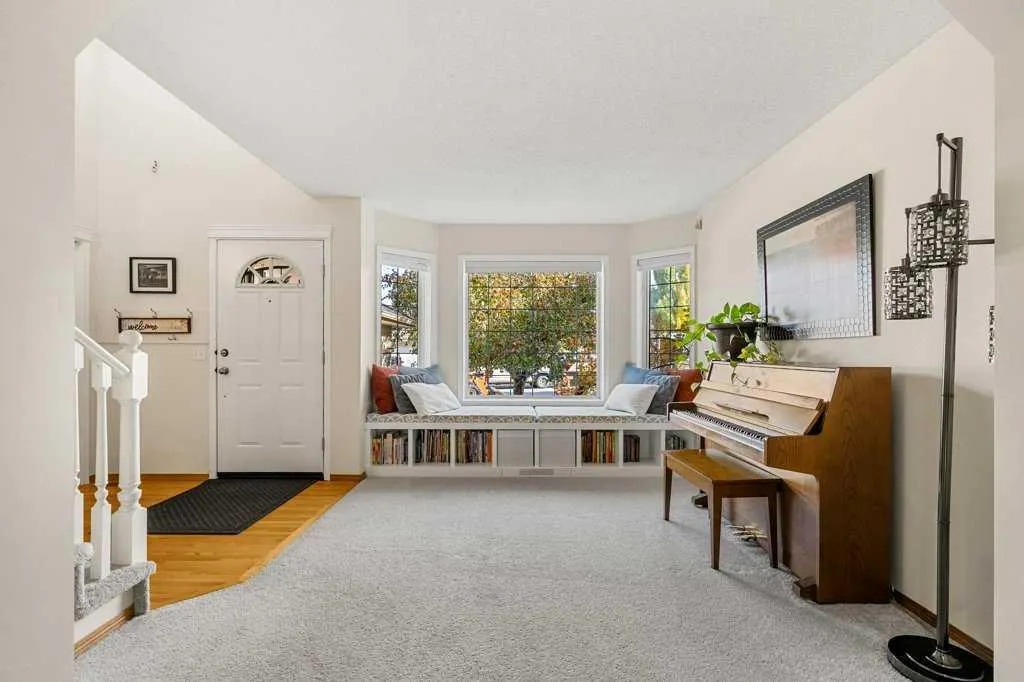 151 Mt Gibraltar Heights SE