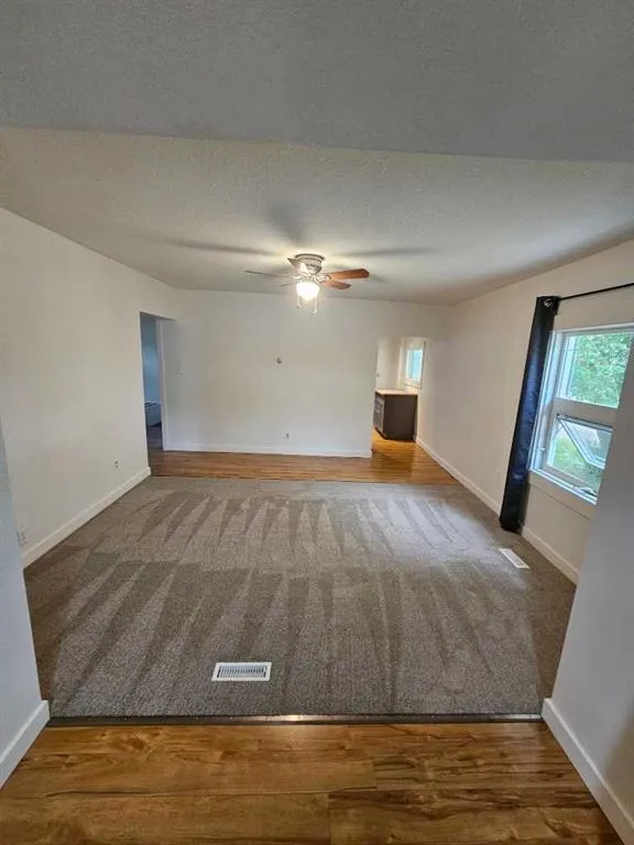 101 3 Avenue W