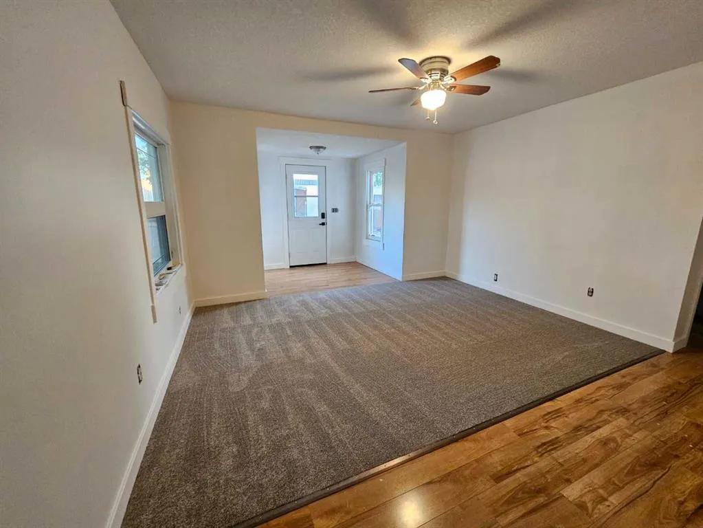 101 3 Avenue W
