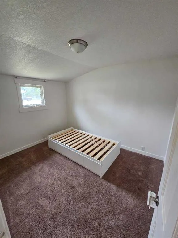 101 3 Avenue W