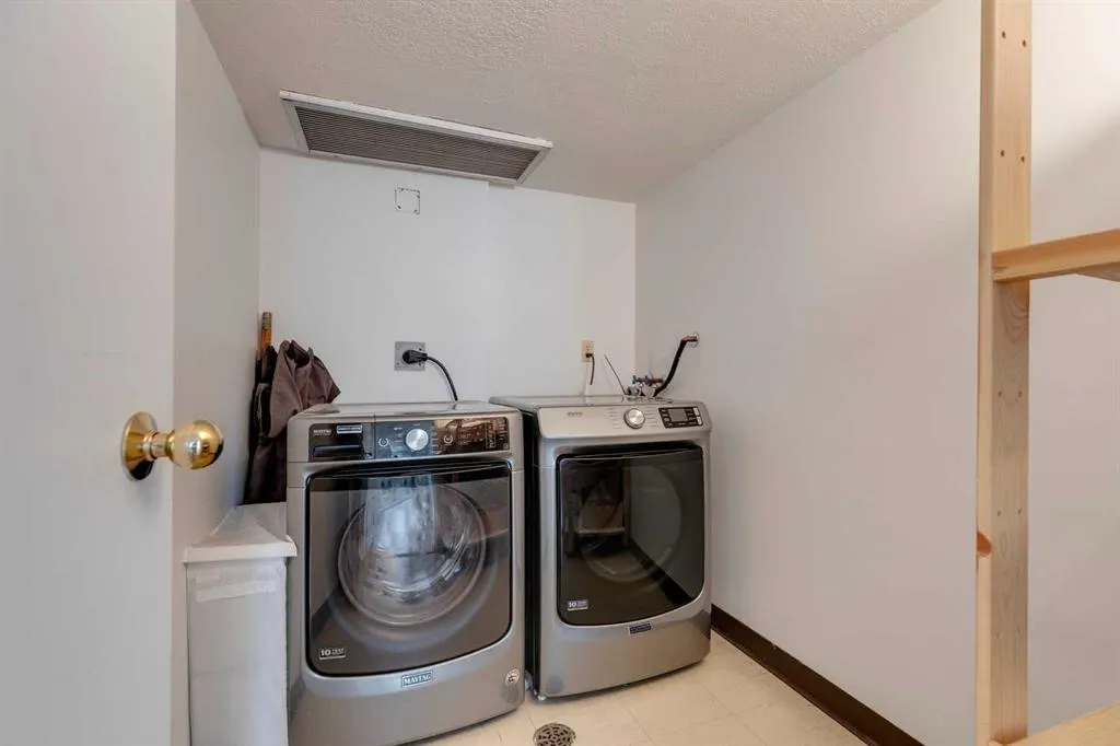 1731 9A Street SW, #401