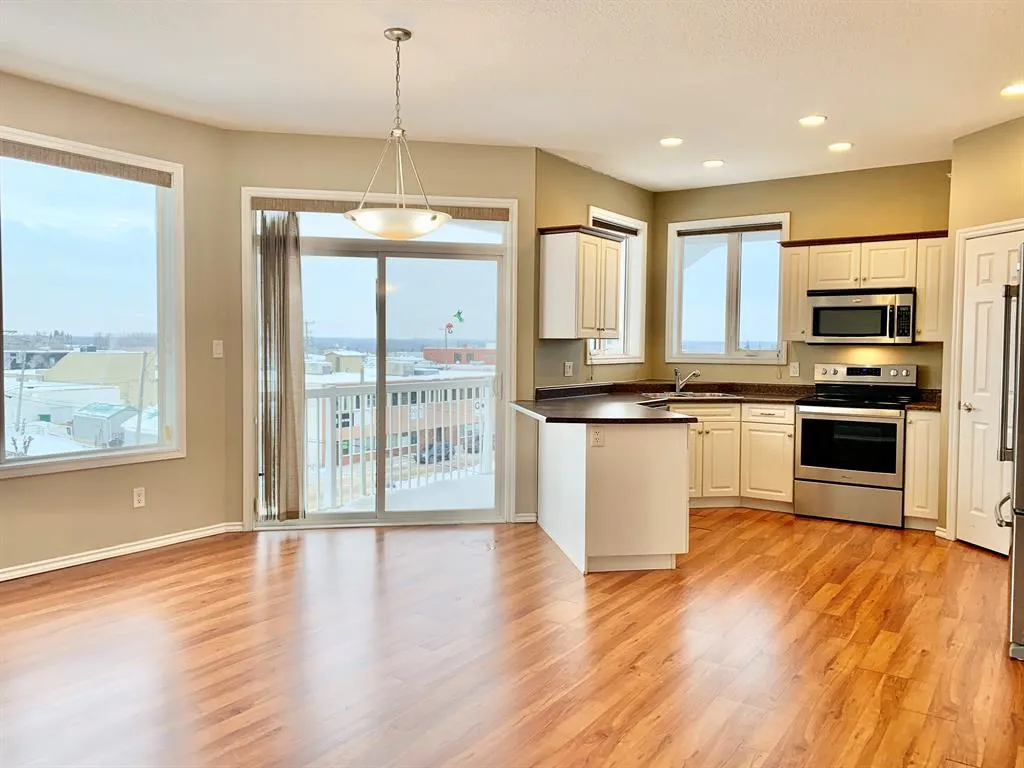10212 101 Street, #410