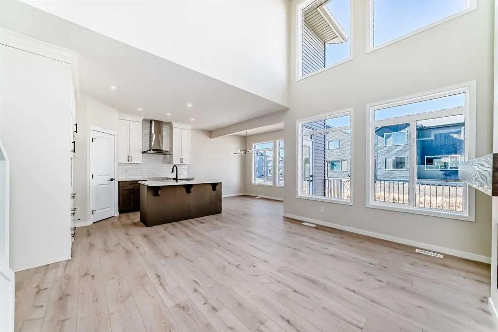 105 Corner Glen Green NE